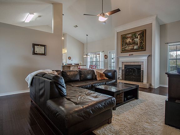 5th image of 14351 Brettonwood Cove