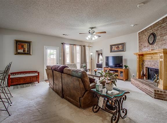 5th image of 2409 Buck Dr
