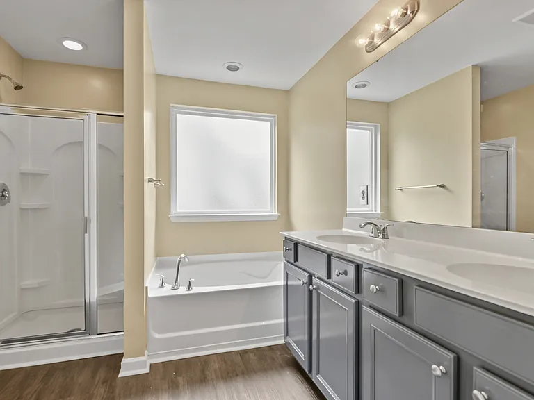 363 Sanctuary Park Dr — Photo 31