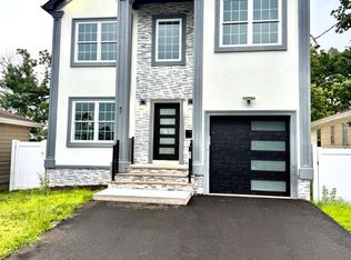 47 Bird Ave, Iselin, NJ 08830