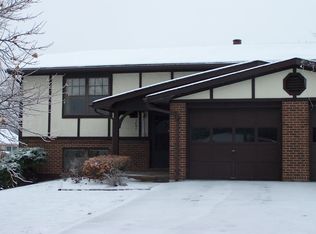 1601 Lakewood Dr, Columbia, MO 65202