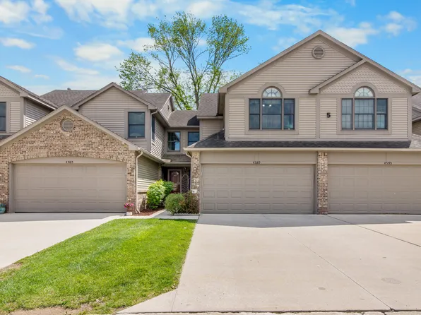 45189 Horseshoe Cir, Canton, MI 48187
