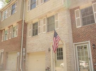 305 Tyler Dr, Pittsburgh, PA 15236