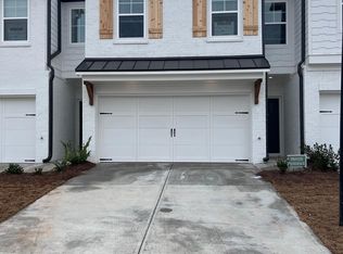 90 Auburn Lndg, Auburn, GA 30011