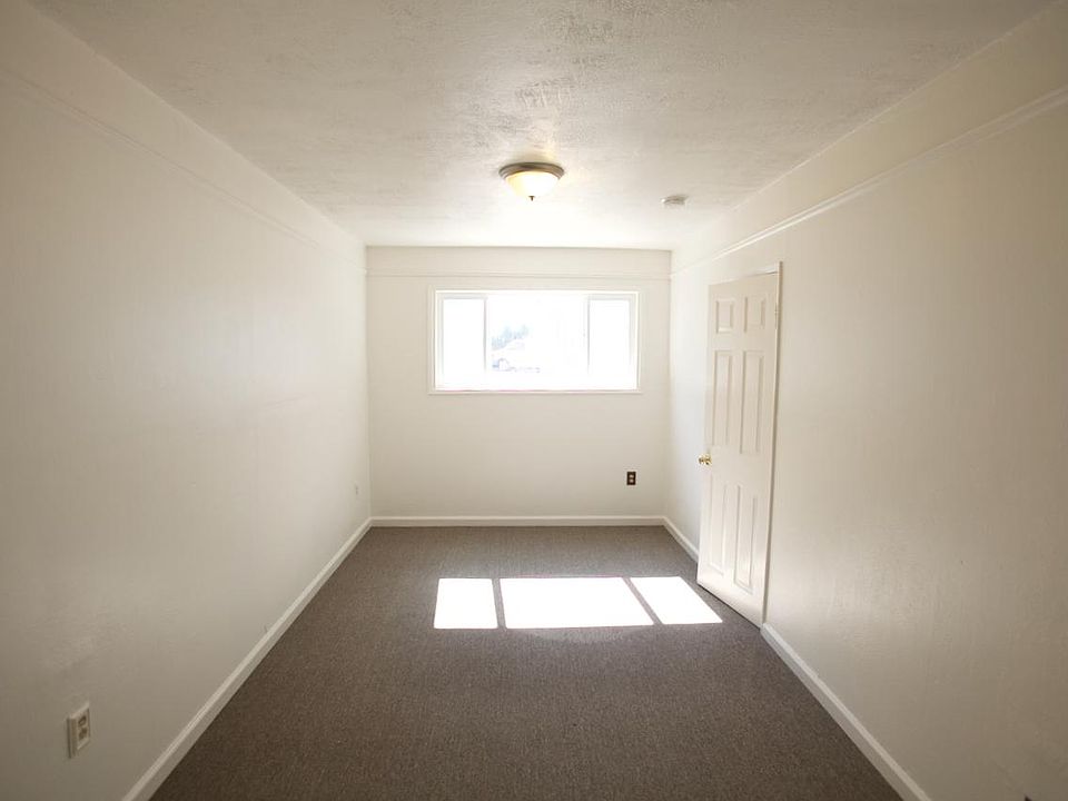 1st image of 108 Naglee Ave #D