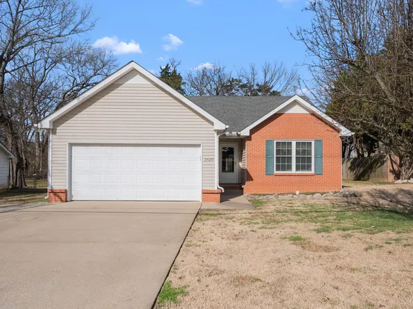 2529 Gold Valley Dr, Murfreesboro, TN 37130