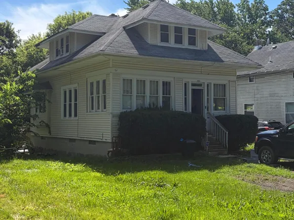 203 Mifflin Ave, Lansing, MI 48912
