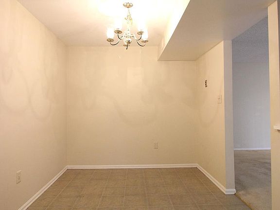 4th image of 12238 Stevenson Ct #12238
