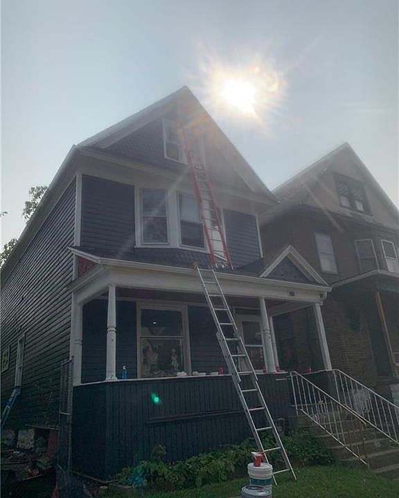 2nd image of 171 Winslow Ave