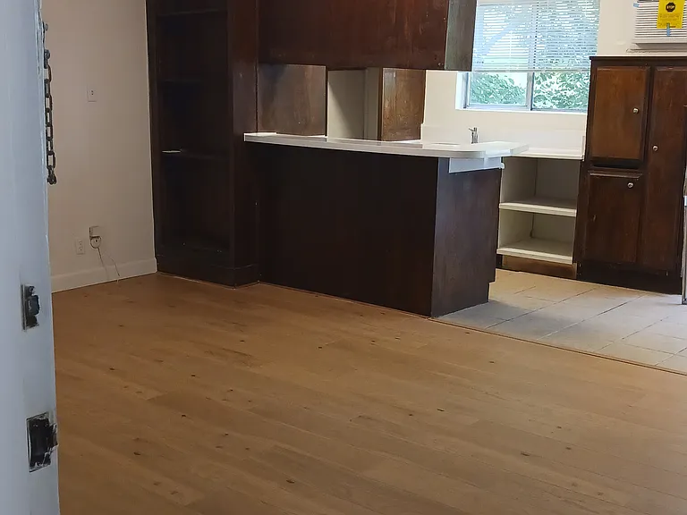 351 S Saint Andrews Pl #102 — Photo 5