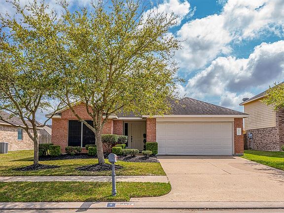 2nd image of 10314 Ponderosa Pine Dr