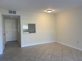 20200 NE 27th Ct APT 8, Aventura, FL 33180