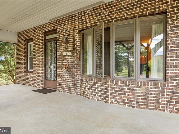 2nd image of 1539 Fairview Dr