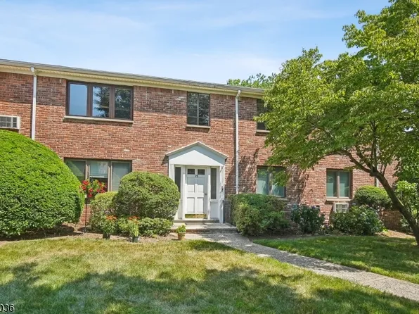 93D Troy Dr BLDG 12 #D, Springfield Twp., NJ 07081