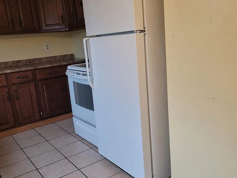 127 Burbank St #2 — Photo 2
