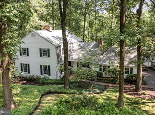 46 Woodbine Dr, Hershey, PA 17033