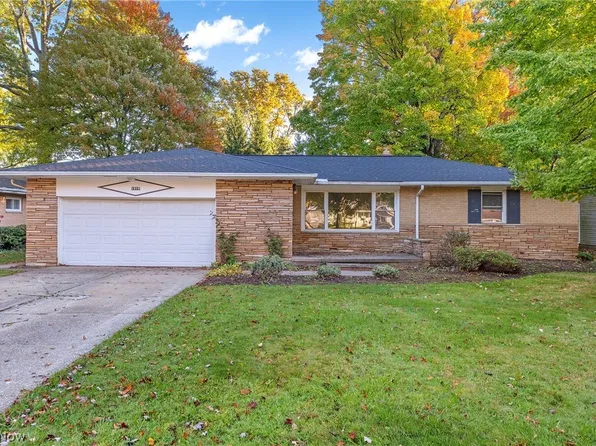 1919 Bremerton Rd, Lyndhurst, OH 44124