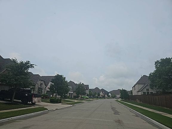 5th image of 2751 Clarendon Ct