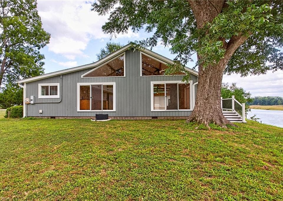 1st image of 853 Hillpoint Blvd