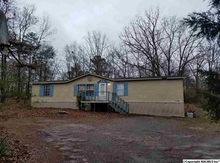 103 6th St SW, Sylvania, AL 35988