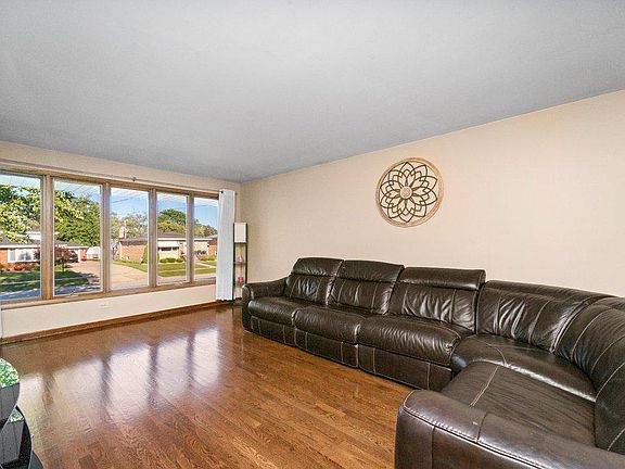 2nd image of 8744 S McVicker Ave