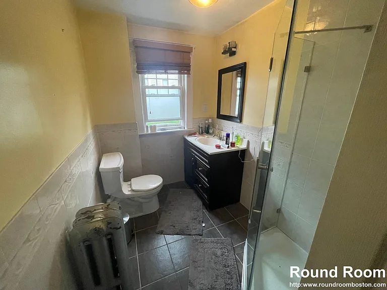17 Cufflin St #2 — Photo 9