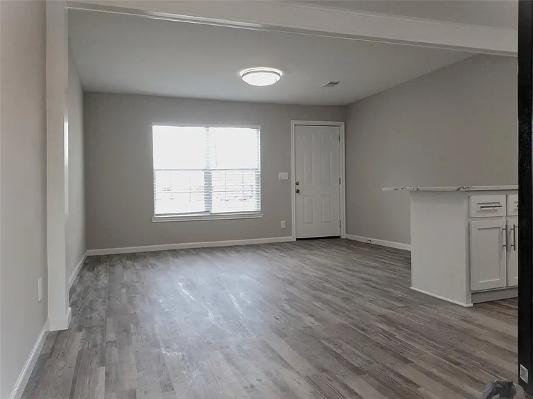 951 Reverend B J Lewis Dr — Photo 7