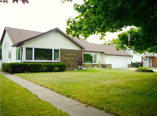 1513 Raymond St, Bay City, MI 48706