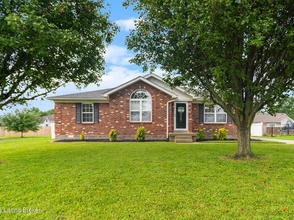 405 Forest Ridge Dr, Mount Washington, KY 40047