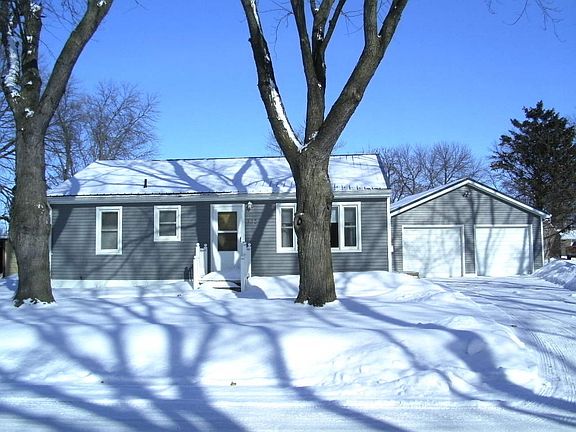 2nd image of 332 N 16th St