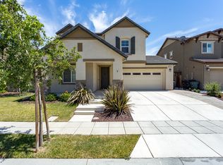 534 W Esplanade Dr, Mountain House, CA