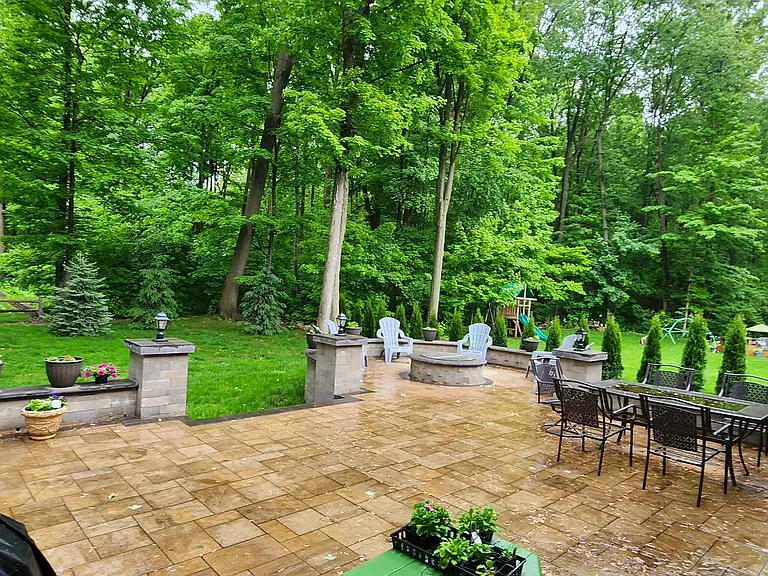 48124 Liberty Dr — Photo 32