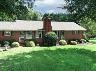 406 Hamilton Ave, Winston Salem, NC 27107