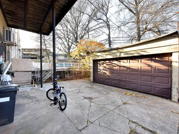 91 Webster Avenue image 13 of 13