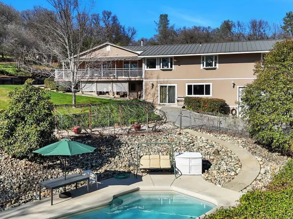 10440 Travertine Ct, Grass Valley, CA 95949