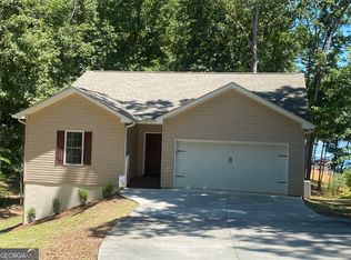 464 Greenleaf Dr, Lavonia, GA 30553