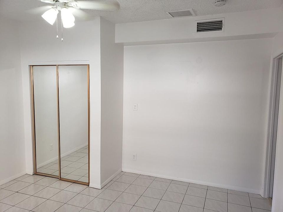 2nd image of 2443 Cleveland St #2