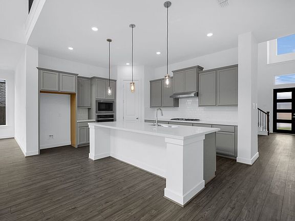 3rd image of 9222 Bossley Park Dr
