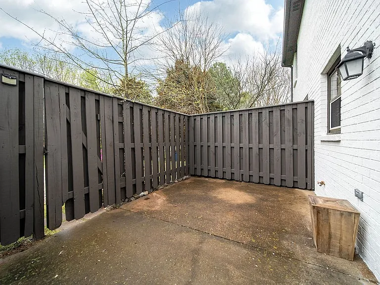 509 Alexander Dr — Photo 42