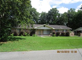 705 Elizabeth Dr, Saraland, AL 36571