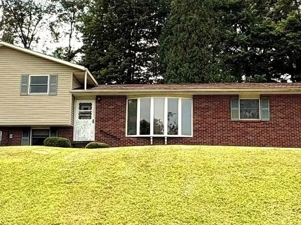 5044 Amsterdam Rd SE, Carrollton, OH 44615