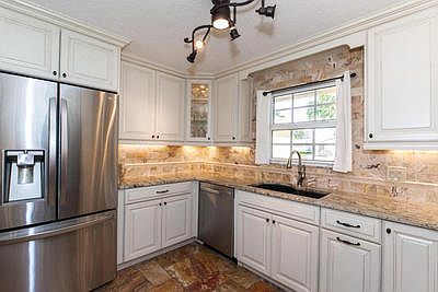 362 La Mancha Ave-512