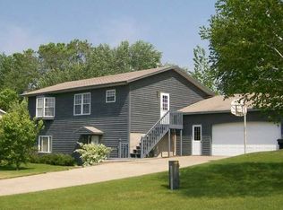 9642 Meadow Ln, Saint Joseph, MN 56374