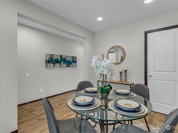 5th image of 17627 79th Avenue Ct E