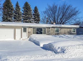 510 Cedar Ln, Moorhead, MN 56560
