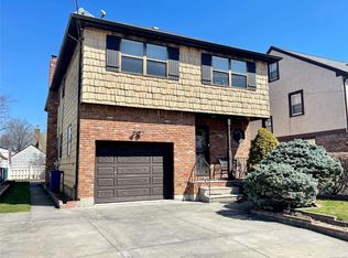 31 Ash St, Floral Park, NY 11001