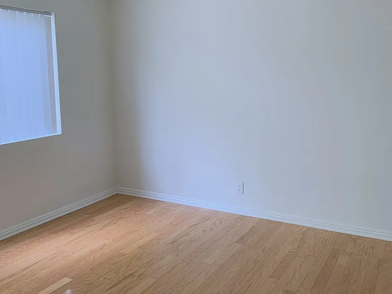 1151 Justin Ave #1 — Photo 9