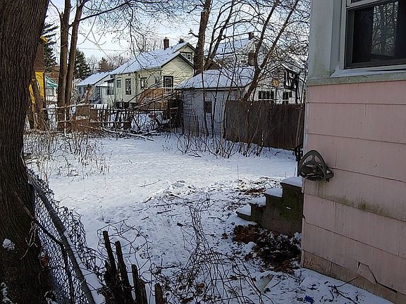 2nd image of 165 Berger Ave