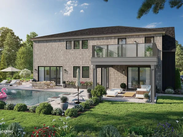 2 Grove Ave, Southampton, NY 11968