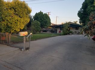462 3rd St, Lindsay, CA 93247